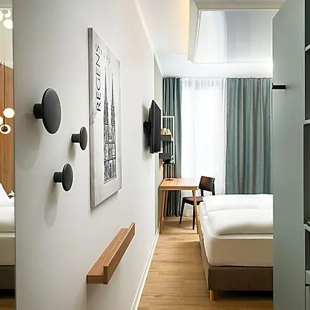 Elaya Center, Trademark By Wyndham 3* Regensburg