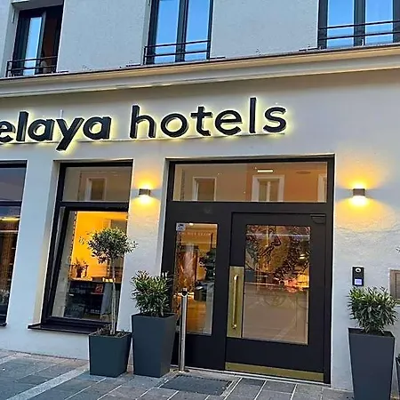 Elaya Center, Trademark By Wyndham 호텔