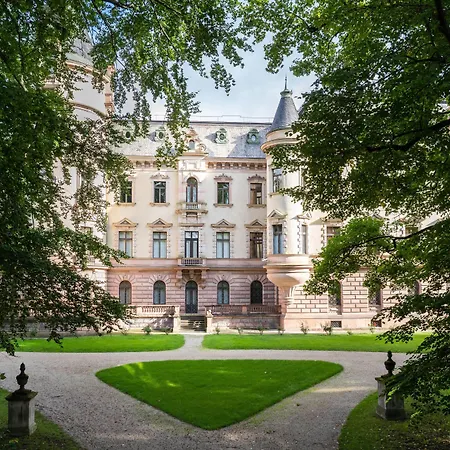 Elaya Center, Trademark By Wyndham Hotell Regensburg