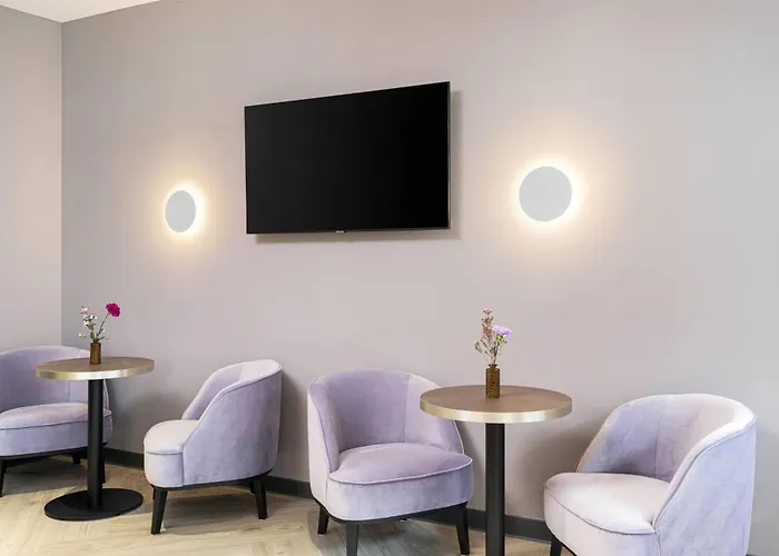 Elaya Center, Trademark By Wyndham 호텔